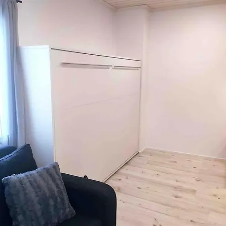 Apartment Upea Moderni Pieni Yksioe Rauhallisella Sijainnilla - Itsepalvelukirjautuminen - Self Check-in Vaasa
