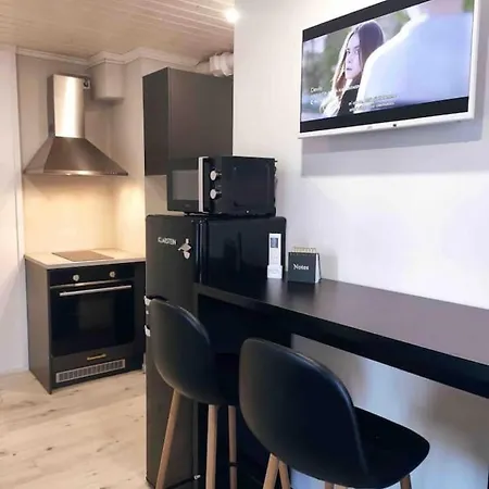 Upea Moderni Pieni Yksioe Rauhallisella Sijainnilla - Itsepalvelukirjautuminen - Self Check-in Apartment Vaasa