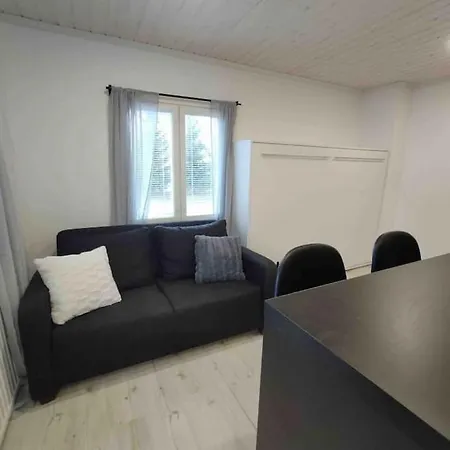 Upea Moderni Pieni Yksioe Rauhallisella Sijainnilla - Itsepalvelukirjautuminen - Self Check-in Apartamento Vaasa