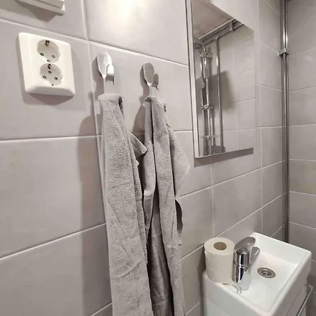 Upea Moderni Pieni Yksioe Rauhallisella Sijainnilla - Itsepalvelukirjautuminen - Self Check-in